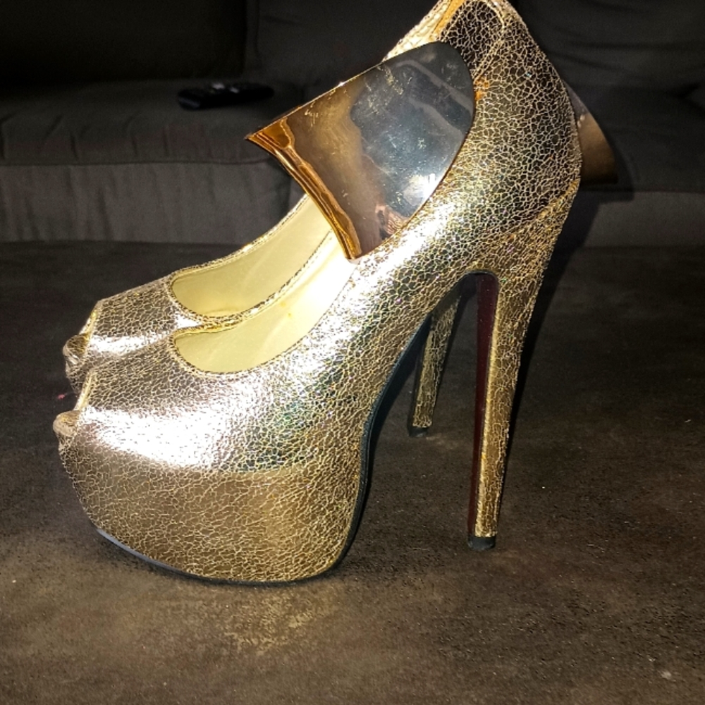 Platform stilettos